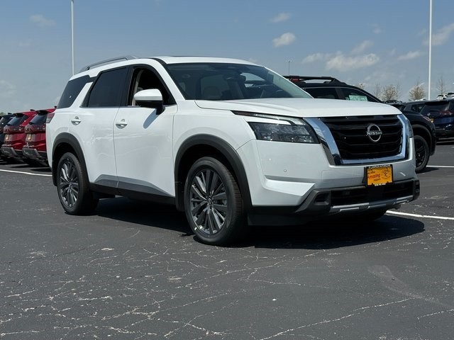 2025 Nissan Pathfinder SL at St. Charles Nissan in St. Peters MO