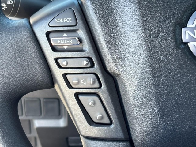 2025 Nissan Frontier SV - Photo 11