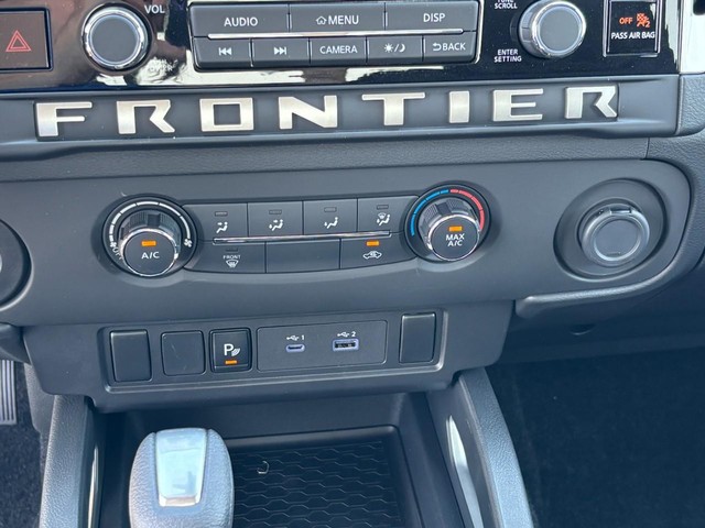 2025 Nissan Frontier SV - Photo 16