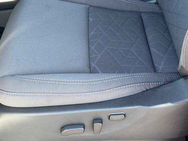 2025 Nissan Frontier SV - Photo 18