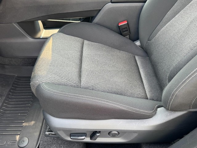 2025 Nissan Rogue SV - Photo 14