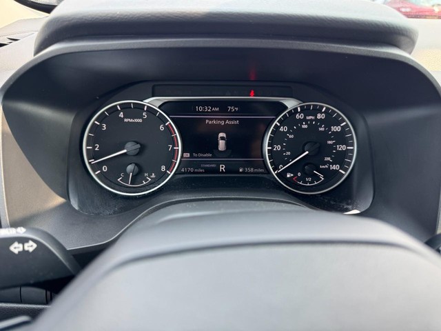 2025 Nissan Rogue SV - Photo 21