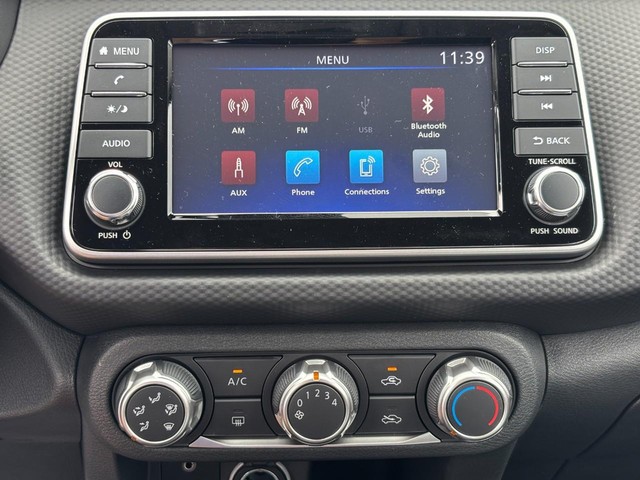 2025 Nissan KICKS PLAY Base - Photo 14