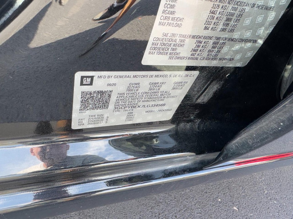 Chevrolet Silverado 1500 Vehicle Full-screen Gallery Image 22