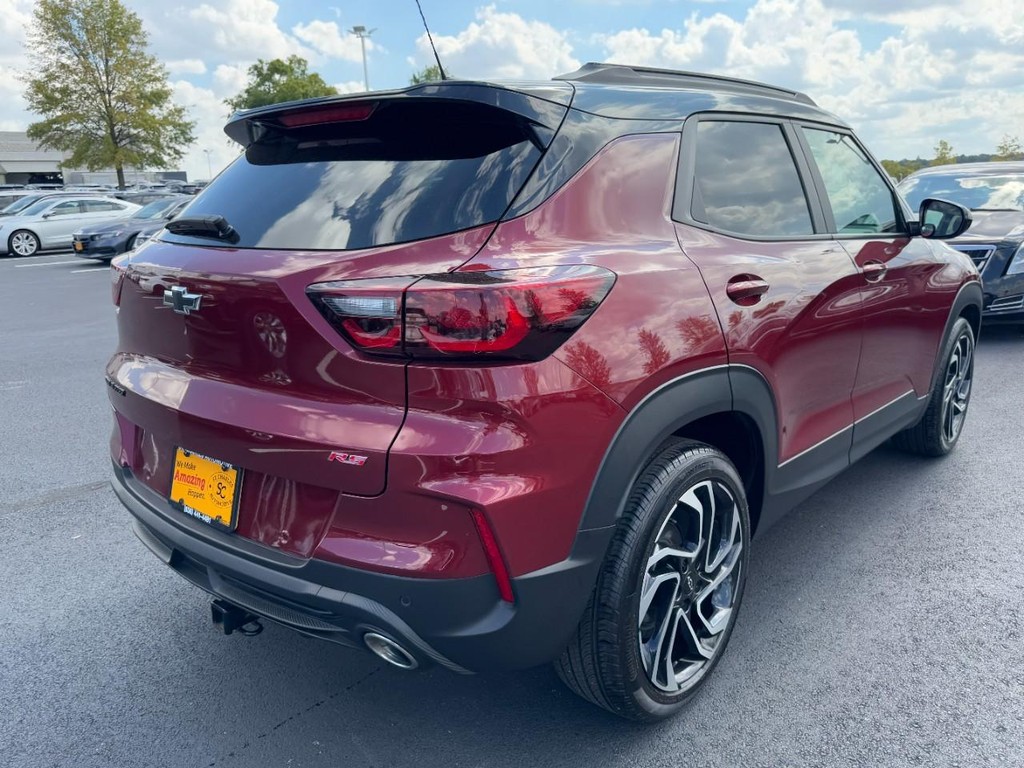 Chevrolet Trailblazer Vehicle Full-screen Gallery Image 03