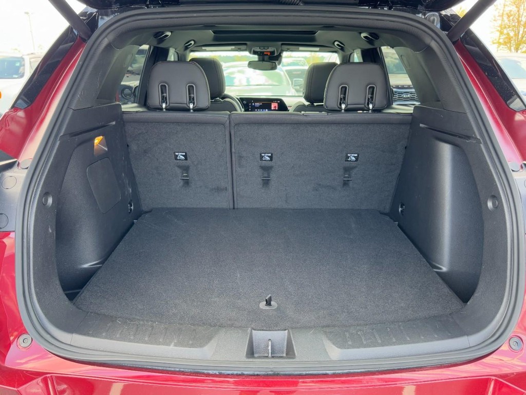 Chevrolet Trailblazer Vehicle Full-screen Gallery Image 06