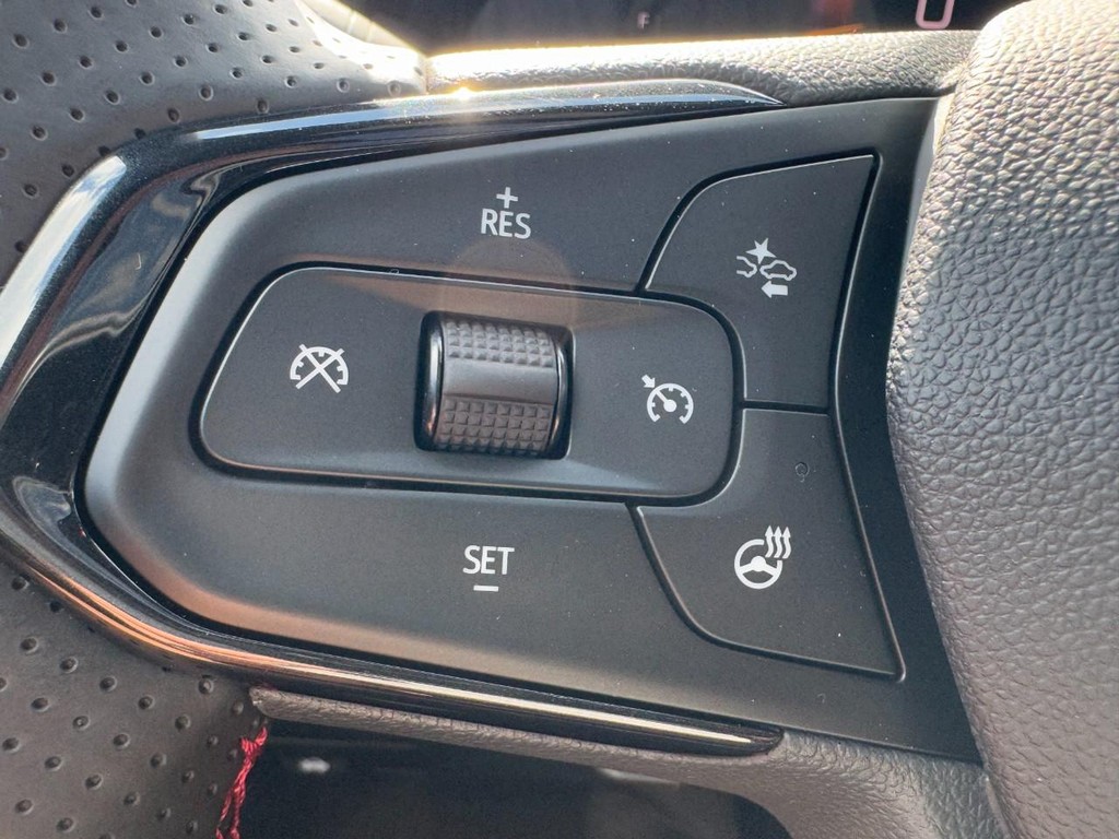 Chevrolet Trailblazer Vehicle Full-screen Gallery Image 17