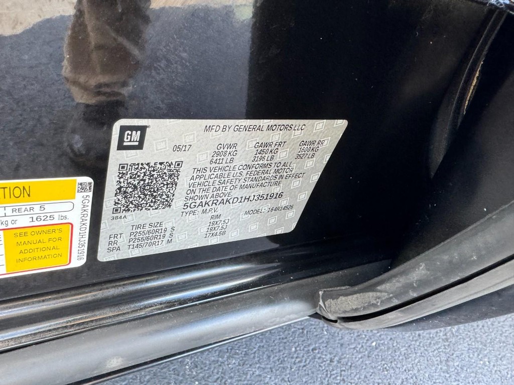 Buick Enclave Vehicle Full-screen Gallery Image 22