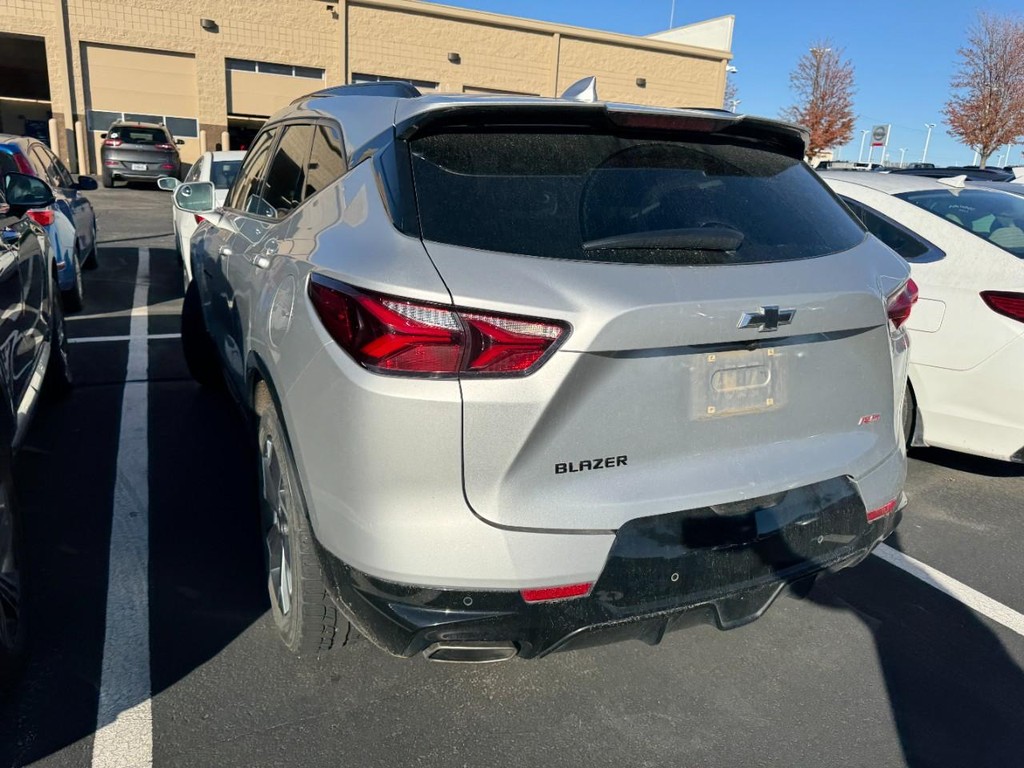 Chevrolet Blazer Vehicle Full-screen Gallery Image 04