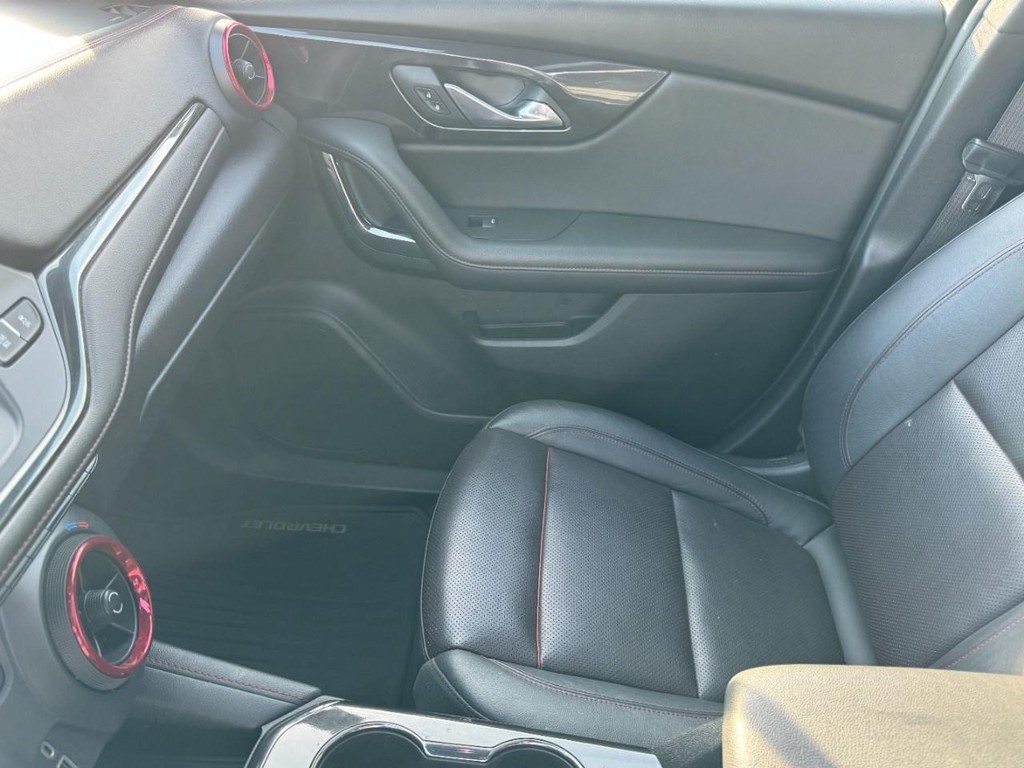 Chevrolet Blazer Vehicle Full-screen Gallery Image 14