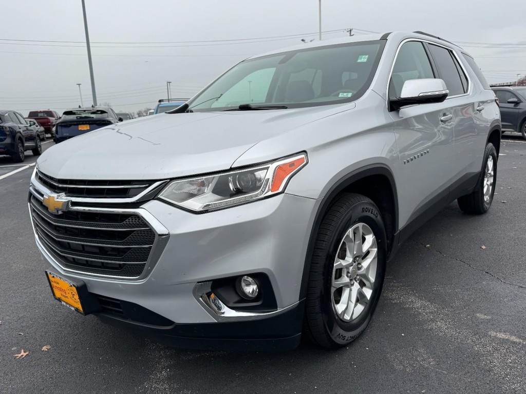 Chevrolet Traverse Vehicle Full-screen Gallery Image 08