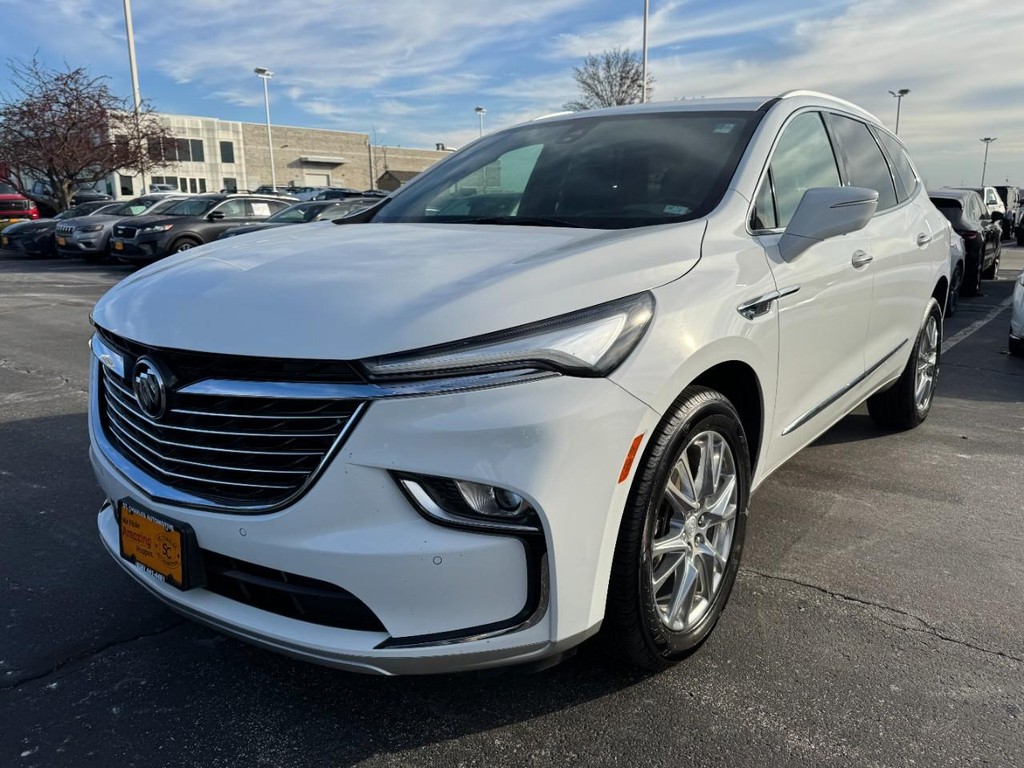 Buick Enclave Vehicle Full-screen Gallery Image 08