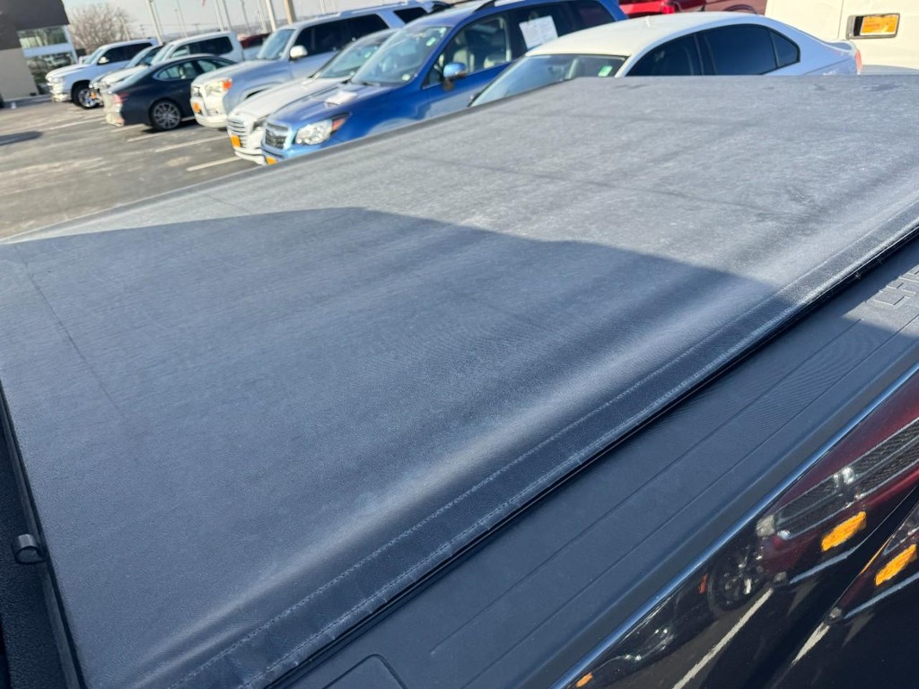 Chevrolet Silverado 2500HD Vehicle Full-screen Gallery Image 07