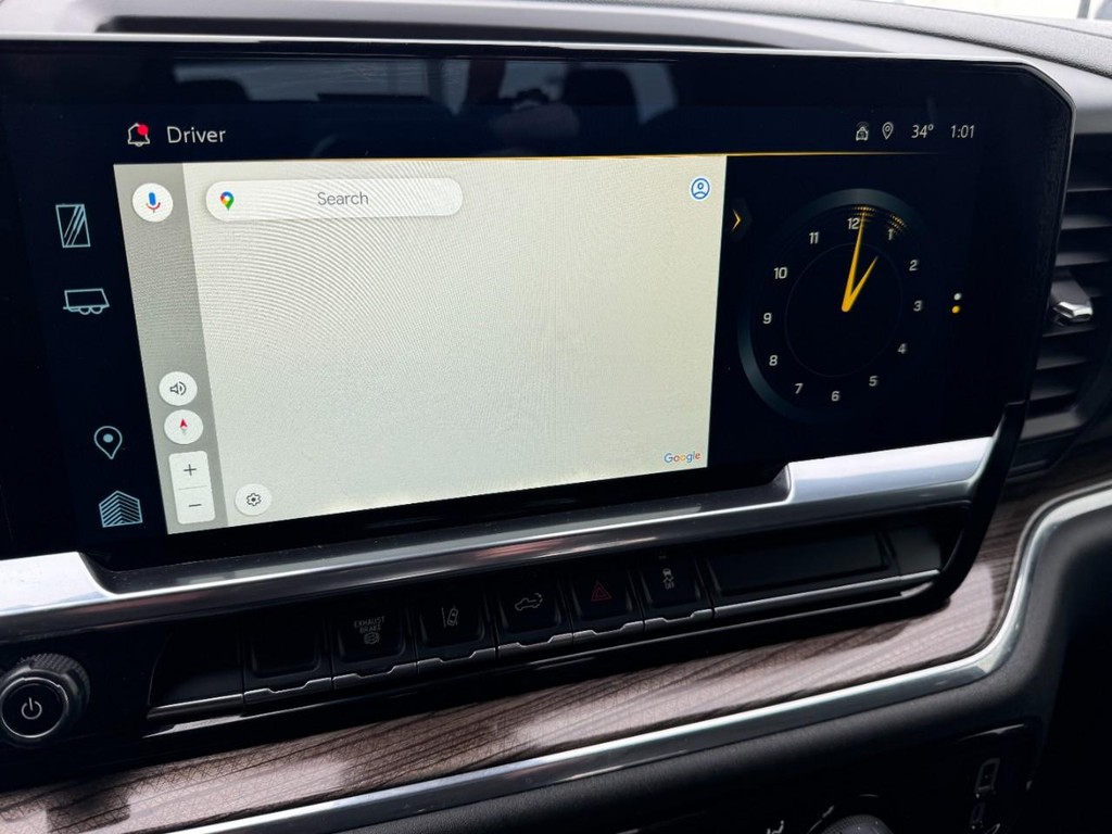 Chevrolet Silverado 2500HD Vehicle Full-screen Gallery Image 21