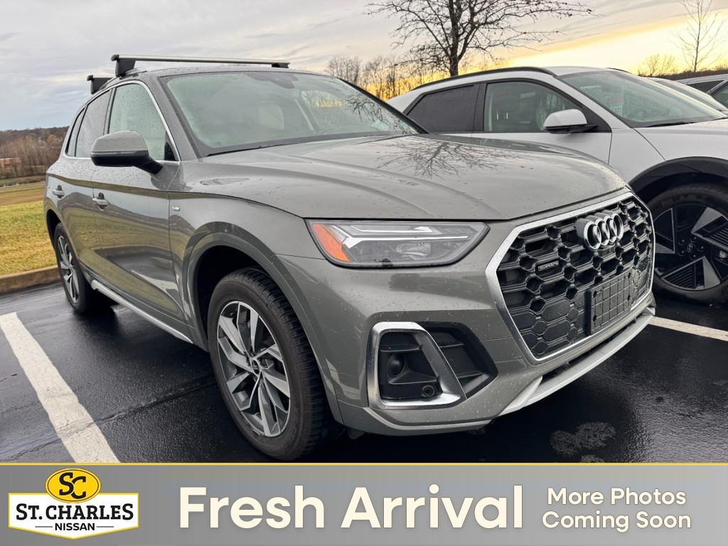 Audi Q5 Vehicle Full-screen Gallery Image 01