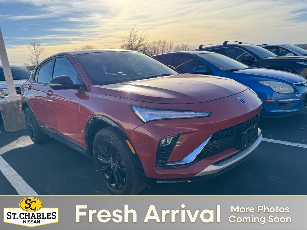 Buick Envista Vehicle Full-screen Gallery Image 01