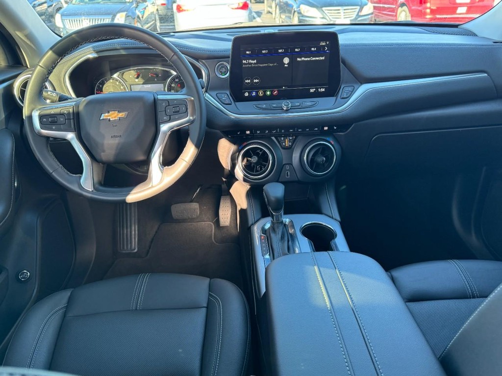 Chevrolet Blazer Vehicle Full-screen Gallery Image 11