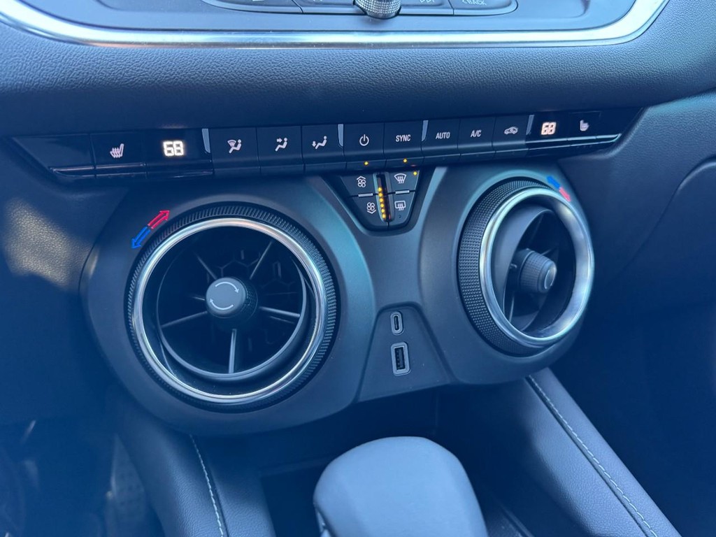 Chevrolet Blazer Vehicle Full-screen Gallery Image 18