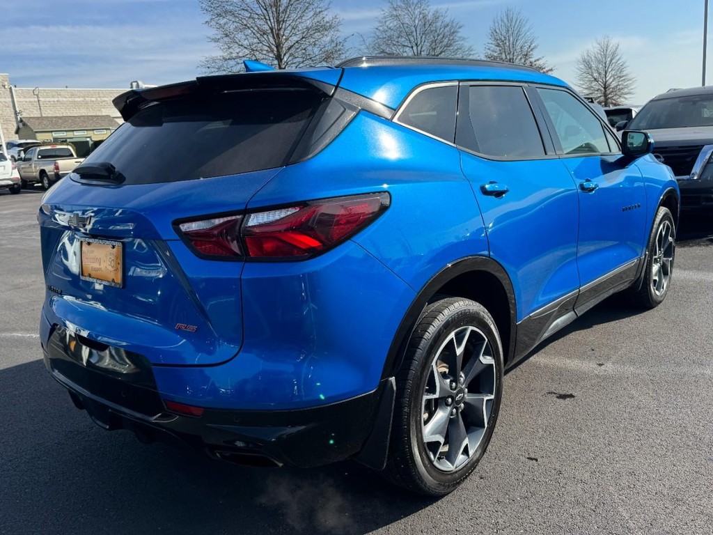 Chevrolet Blazer Vehicle Full-screen Gallery Image 03