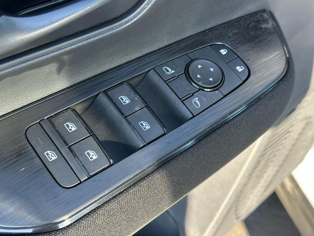 2026 Nissan KICKS S - Photo 9