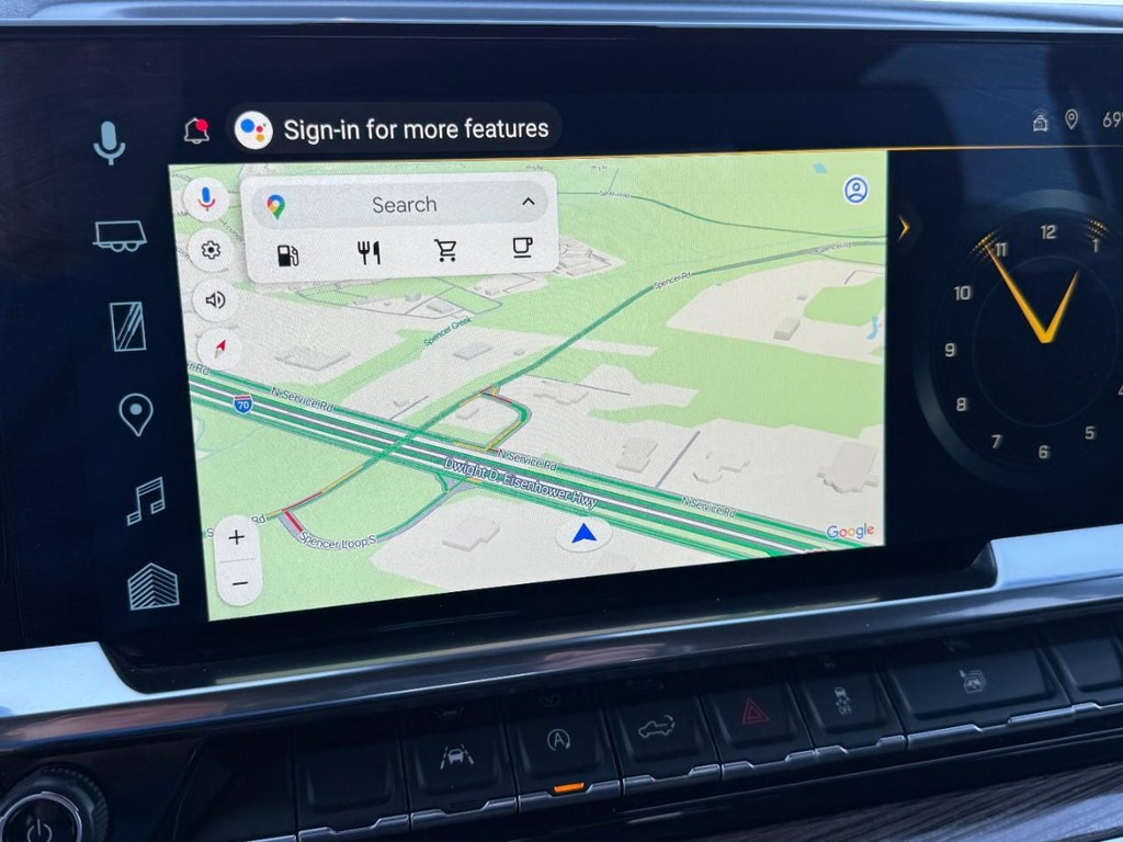 Chevrolet Silverado 1500 Vehicle Full-screen Gallery Image 21