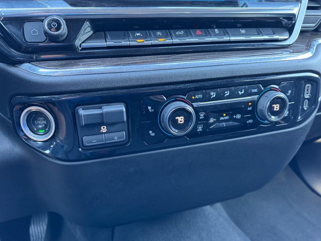 Chevrolet Silverado 1500 Vehicle Full-screen Gallery Image 19