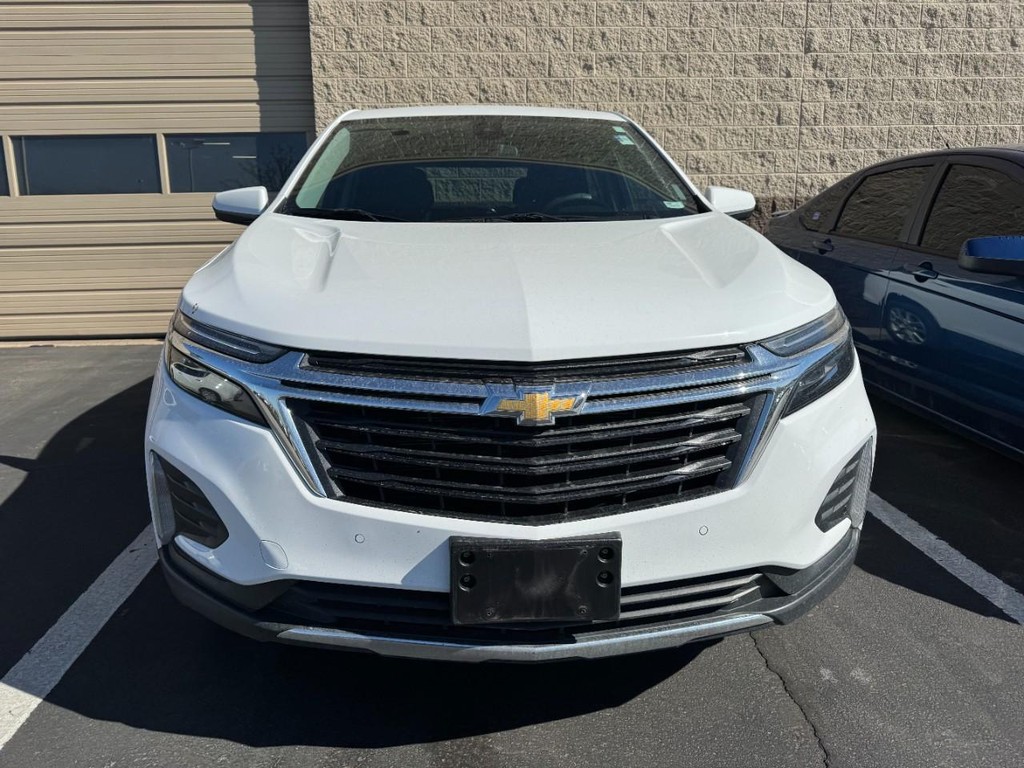 Chevrolet Equinox Vehicle Full-screen Gallery Image 02