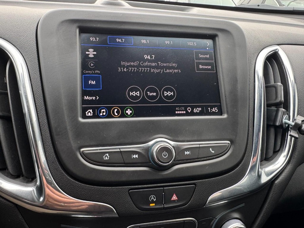 Chevrolet Equinox Vehicle Full-screen Gallery Image 18
