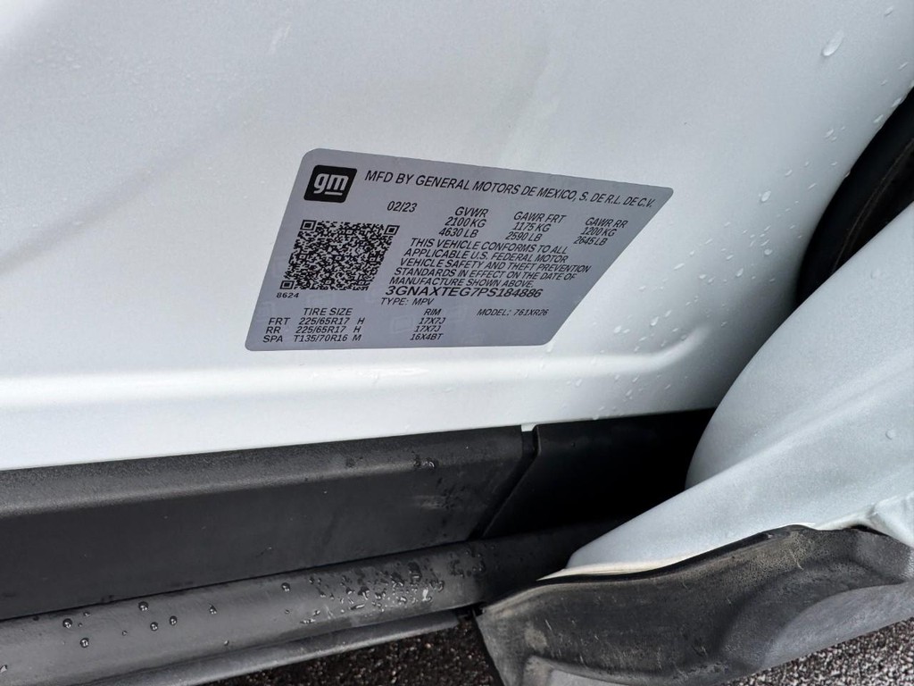 Chevrolet Equinox Vehicle Full-screen Gallery Image 22