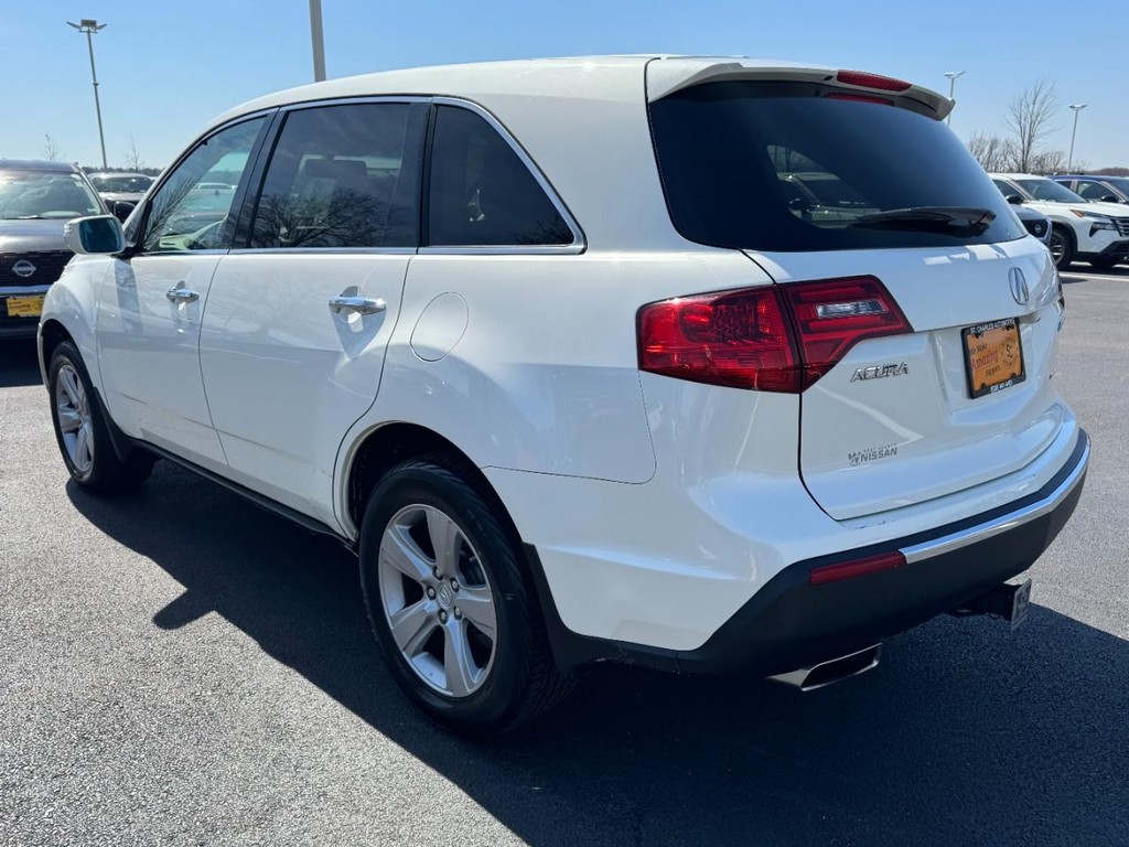 Acura MDX Vehicle Full-screen Gallery Image 05
