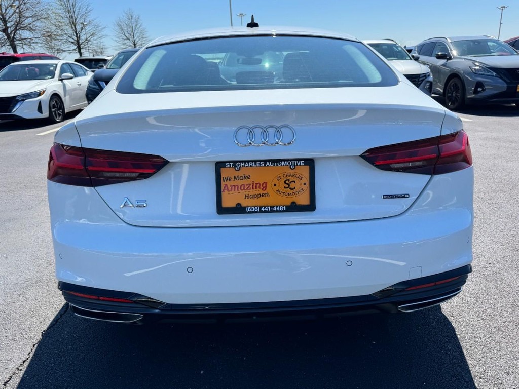 Audi A5 Sportback Vehicle Full-screen Gallery Image 04