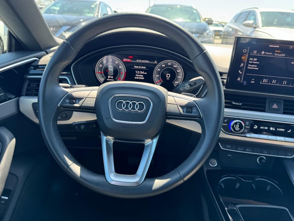 Audi A5 Sportback Vehicle Full-screen Gallery Image 13