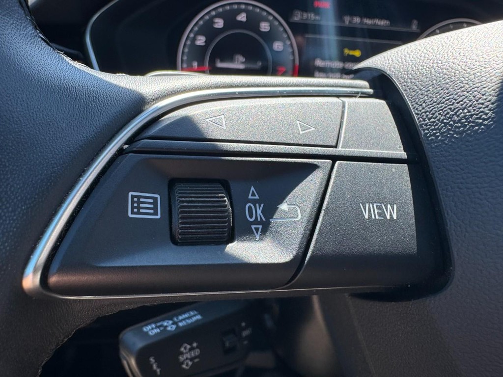 Audi A5 Sportback Vehicle Full-screen Gallery Image 18