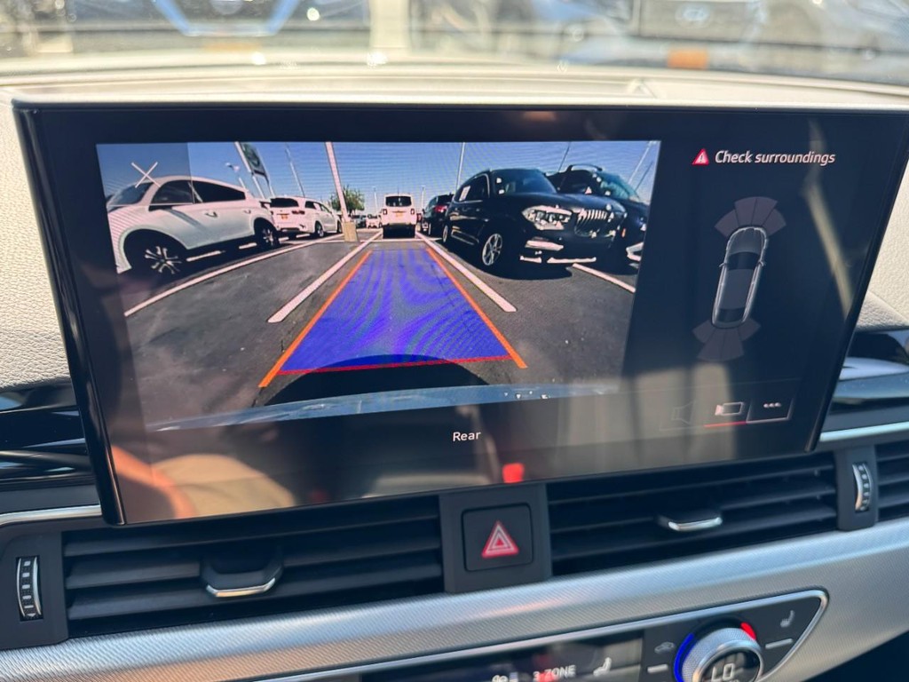 Audi A5 Sportback Vehicle Full-screen Gallery Image 22