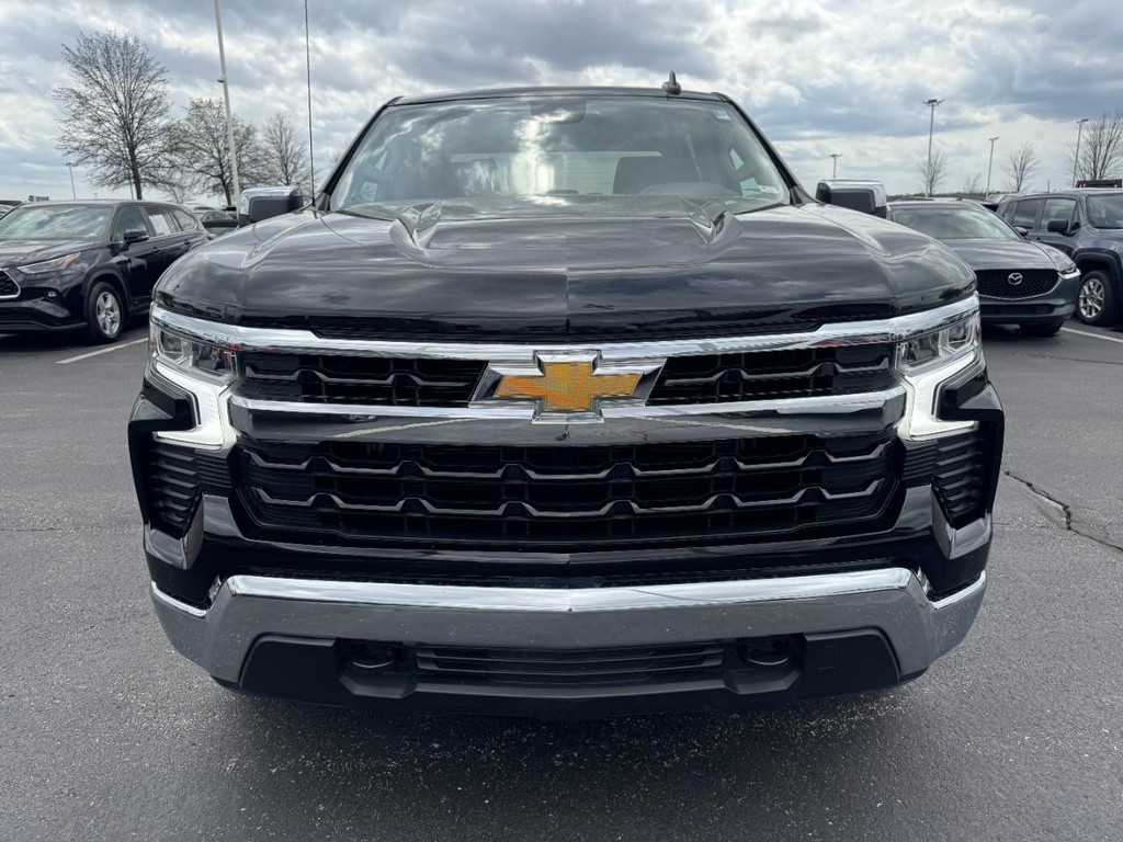 Chevrolet Silverado 1500 Vehicle Full-screen Gallery Image 09