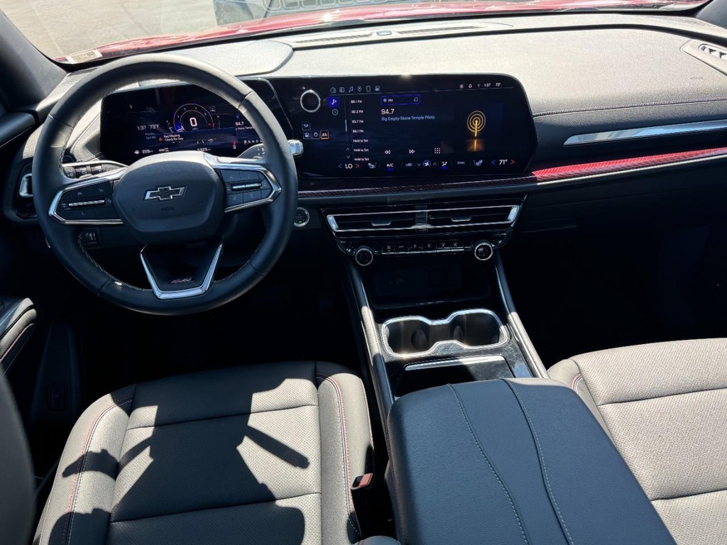 Chevrolet Traverse Vehicle Full-screen Gallery Image 13