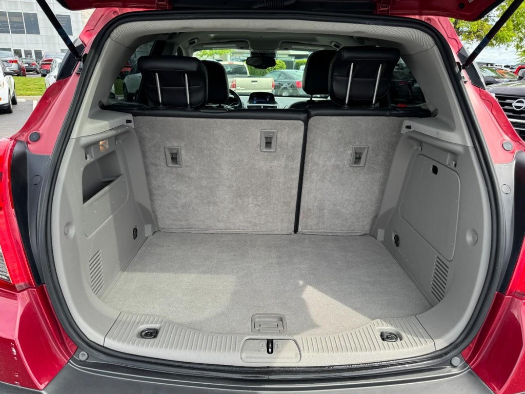 Buick Encore Vehicle Full-screen Gallery Image 06