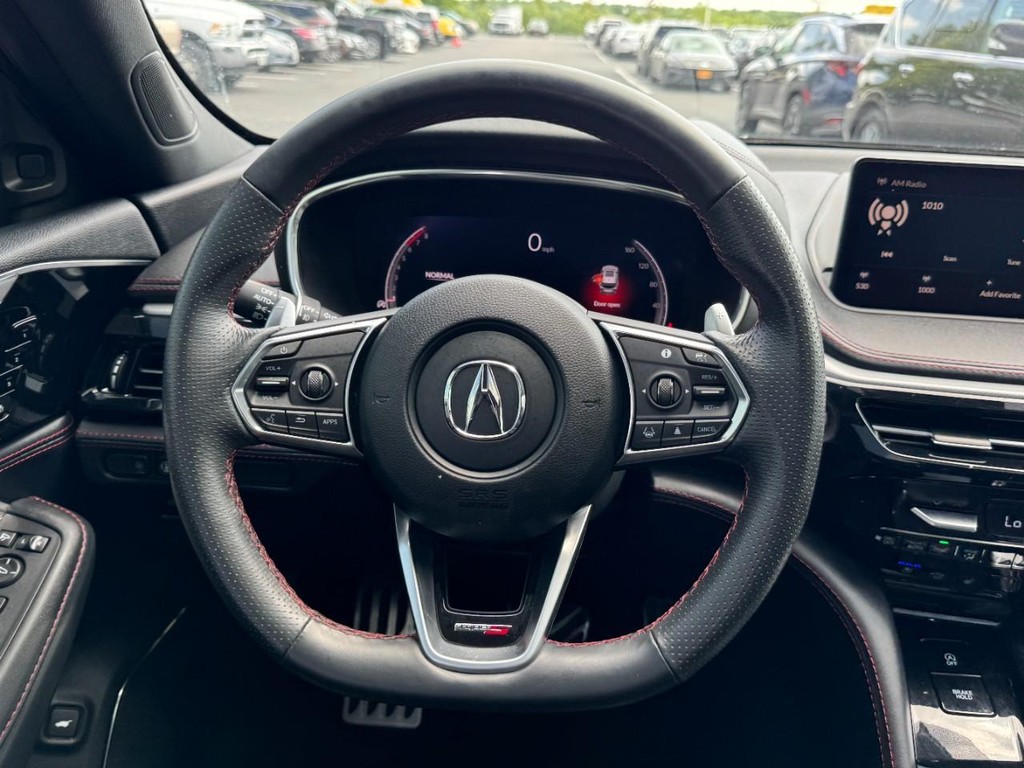 Acura MDX Vehicle Full-screen Gallery Image 14