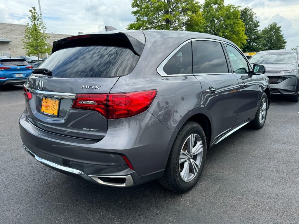 Acura MDX Vehicle Full-screen Gallery Image 03