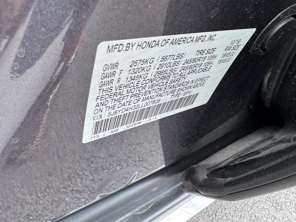 Acura MDX Vehicle Full-screen Gallery Image 24