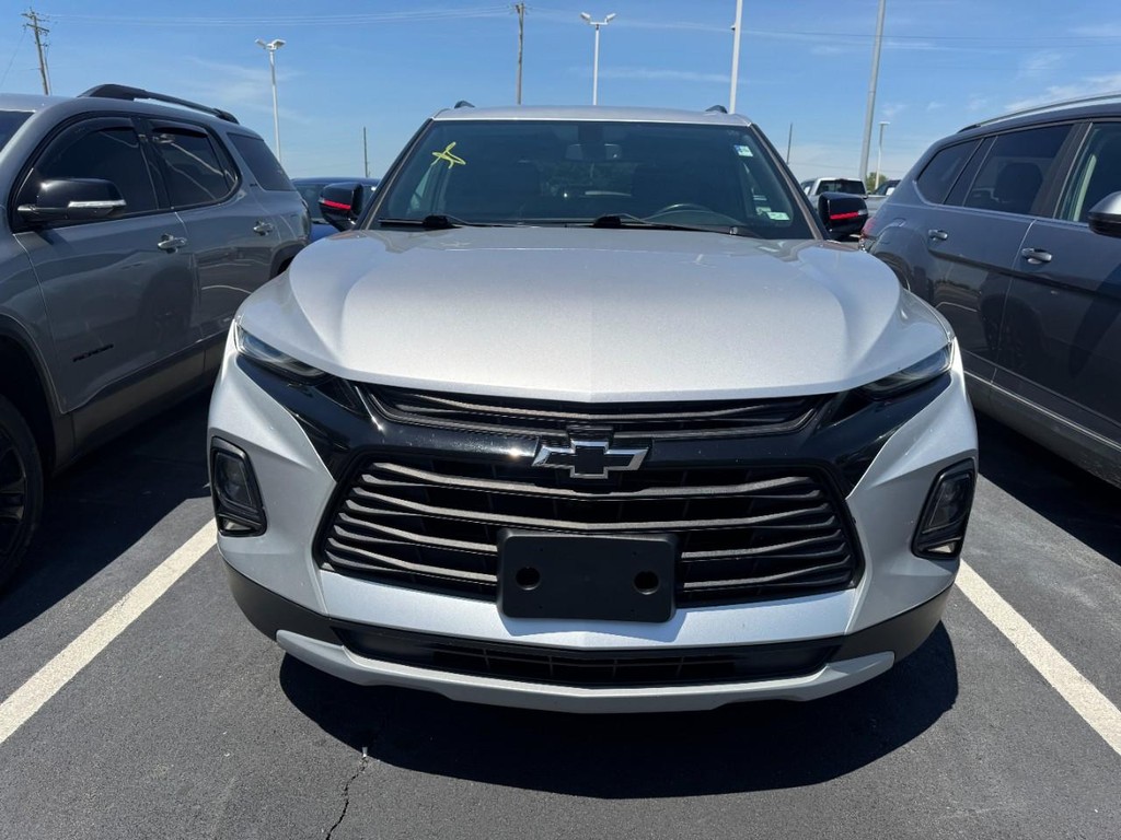 Chevrolet Blazer Vehicle Full-screen Gallery Image 02