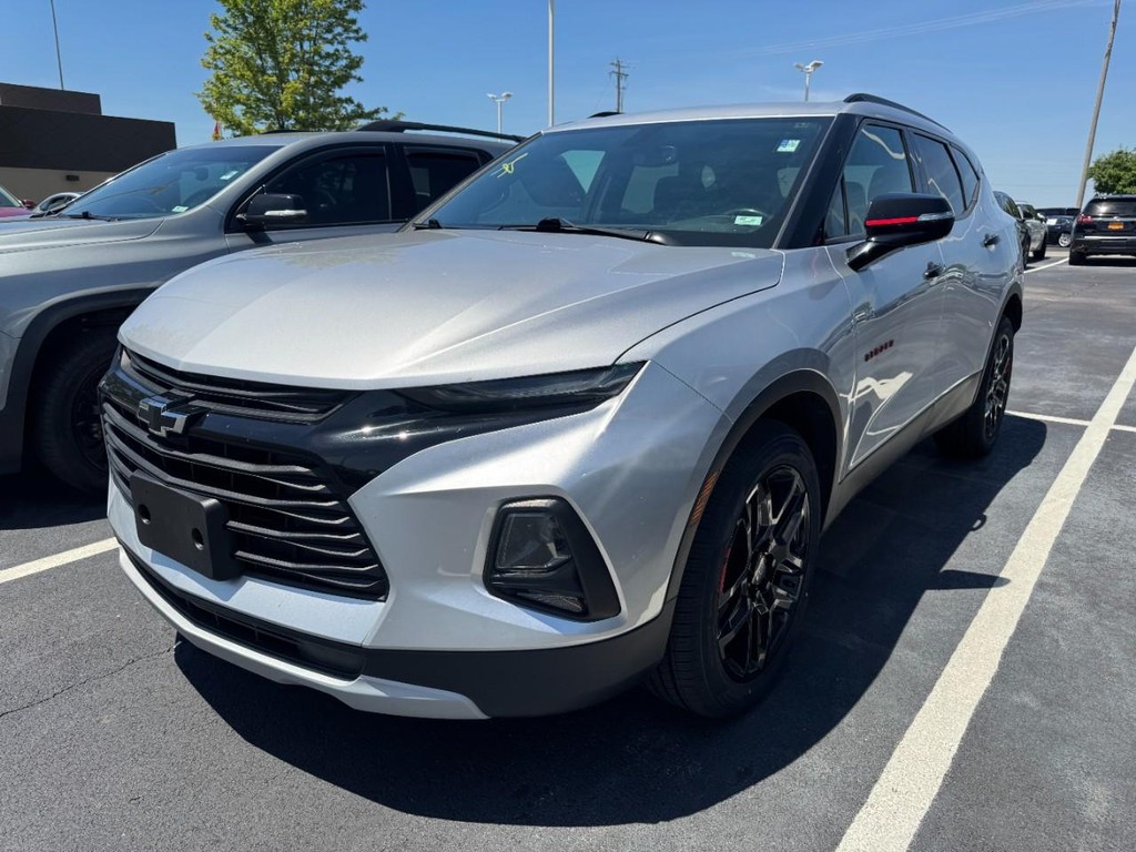 Chevrolet Blazer Vehicle Full-screen Gallery Image 03