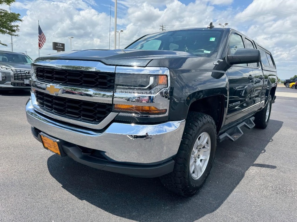 Chevrolet Silverado 1500 LD Vehicle Full-screen Gallery Image 08