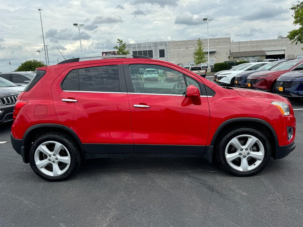 Chevrolet Trax Vehicle Full-screen Gallery Image 02