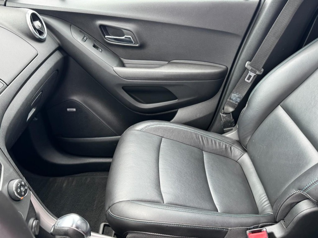Chevrolet Trax Vehicle Full-screen Gallery Image 14