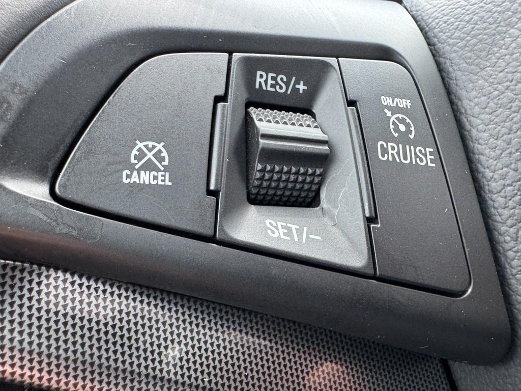 Chevrolet Trax Vehicle Full-screen Gallery Image 17