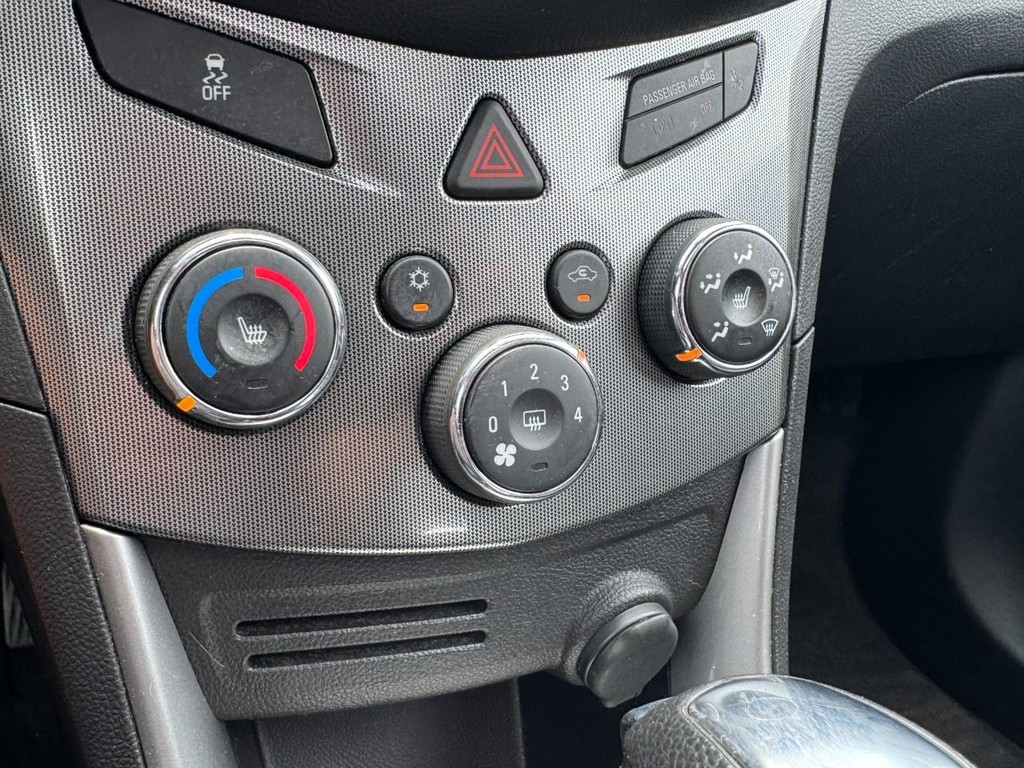 Chevrolet Trax Vehicle Full-screen Gallery Image 19
