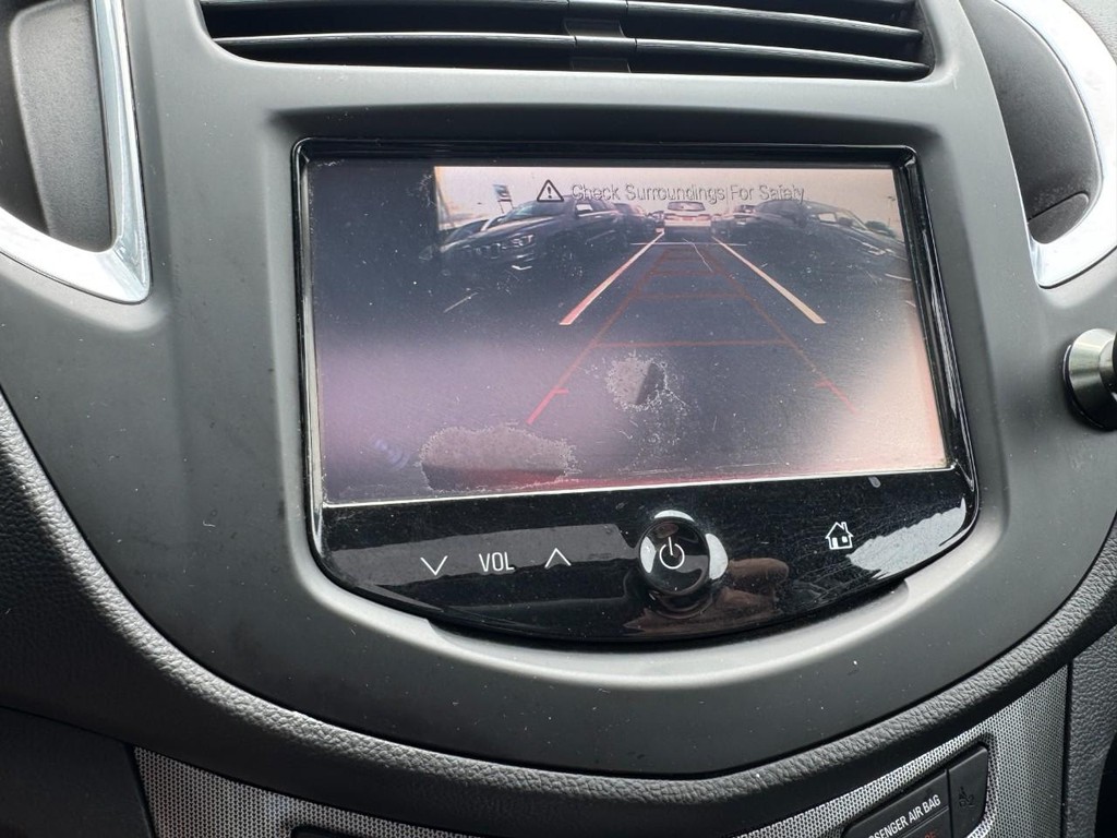 Chevrolet Trax Vehicle Full-screen Gallery Image 21