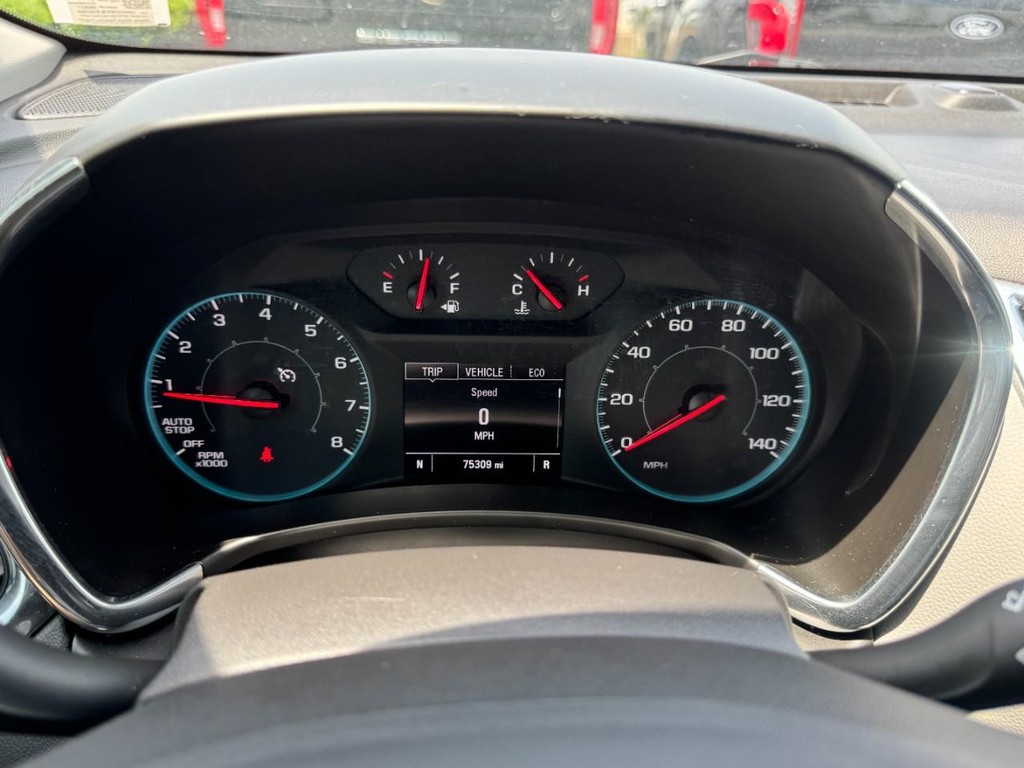 Chevrolet Equinox Vehicle Full-screen Gallery Image 22