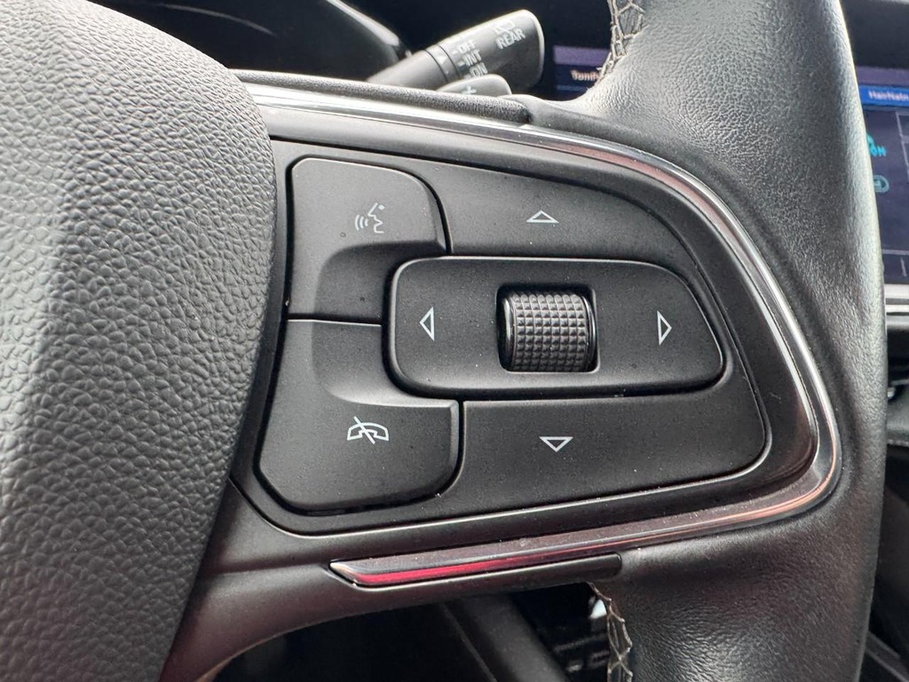 Buick Envision Vehicle Full-screen Gallery Image 17